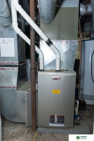 901 N Platte Avenue, York, NE 68467