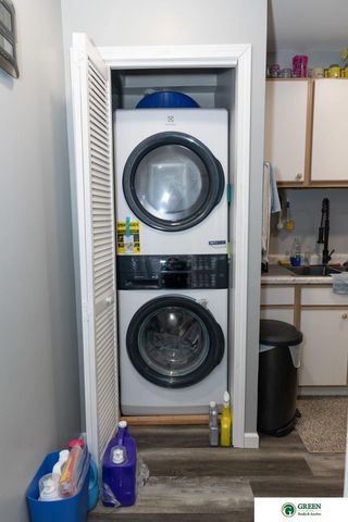 901 N Platte Avenue, York, NE 68467