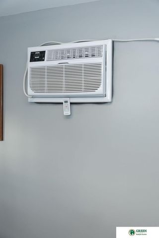 901 N Platte Avenue, York, NE 68467