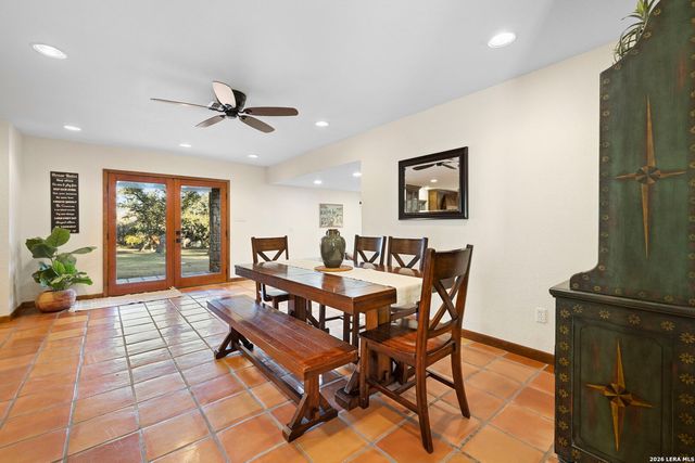 5678 Circle Oak, Bulverde, TX 78163