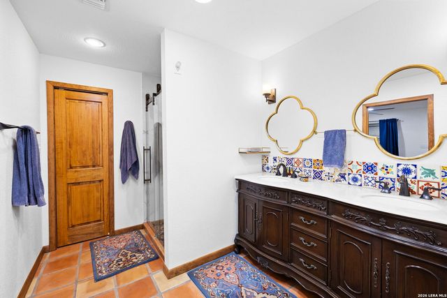 5678 Circle Oak, Bulverde, TX 78163