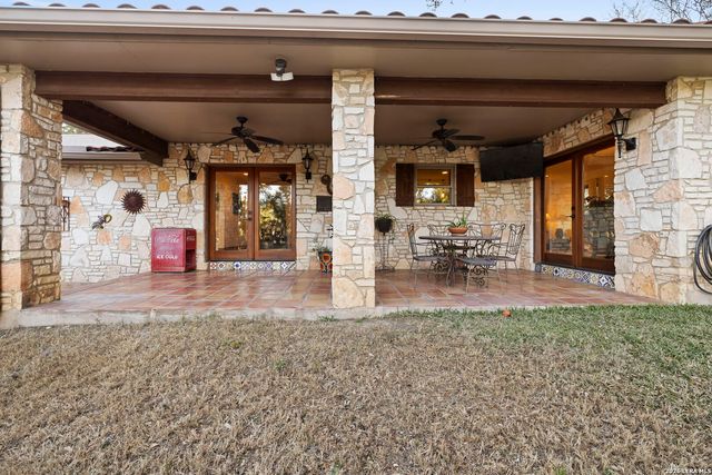 5678 Circle Oak, Bulverde, TX 78163