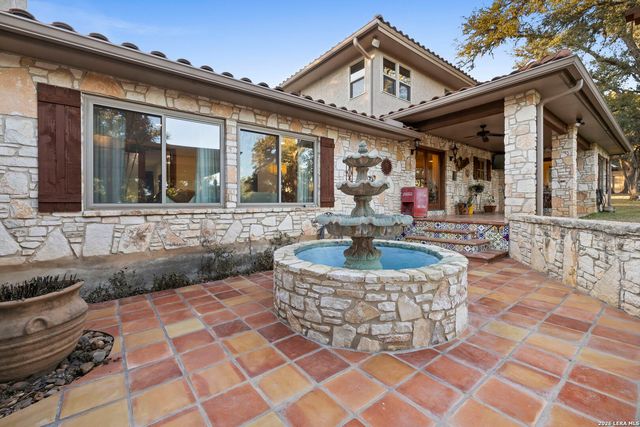 5678 Circle Oak, Bulverde, TX 78163