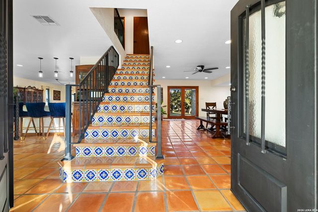 5678 Circle Oak, Bulverde, TX 78163