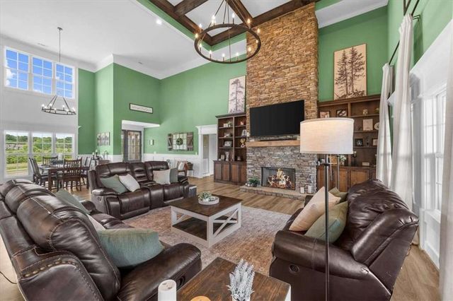 380 Ward Mountain Road, Kingston, GA 30145