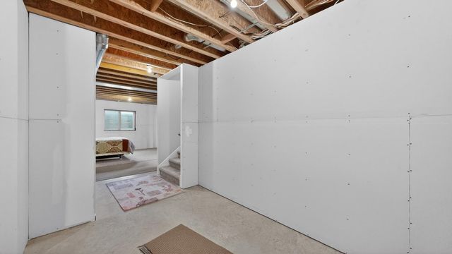 785 River Park Road SE, Oronoco, MN 55960