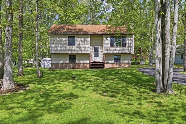 12602 Big Bear Drive, East Stroudsburg, PA 18302