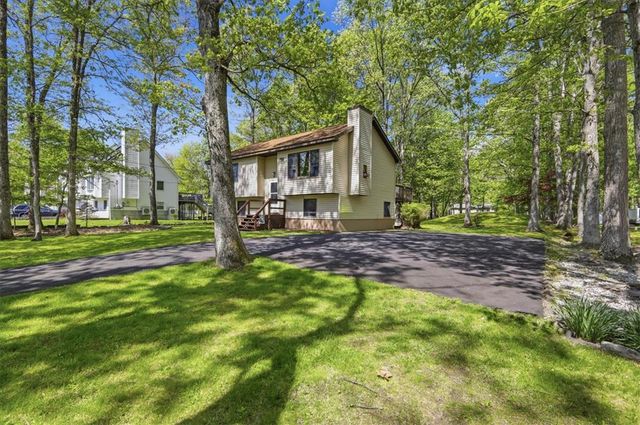 12602 Big Bear Drive, East Stroudsburg, PA 18302