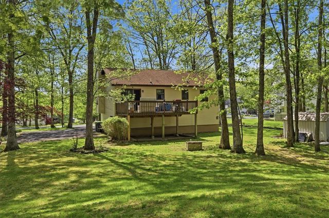 12602 Big Bear Drive, East Stroudsburg, PA 18302