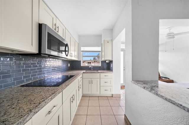 141 NE 10th Ave 26C, Hallandale Beach, FL 33009