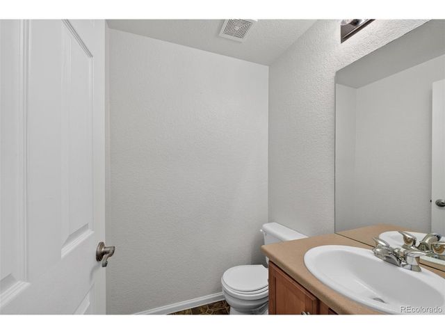4323 S Jebel Ln, Aurora, CO 80015