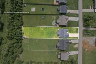 313 Peterson Ln, Clarksville, TN 37040