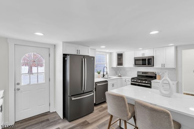 70 Lake Wallkill Rd, Vernon Twp., NJ 07461