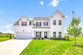 1824 Flatwaters St, Spring Hill, TN 37174