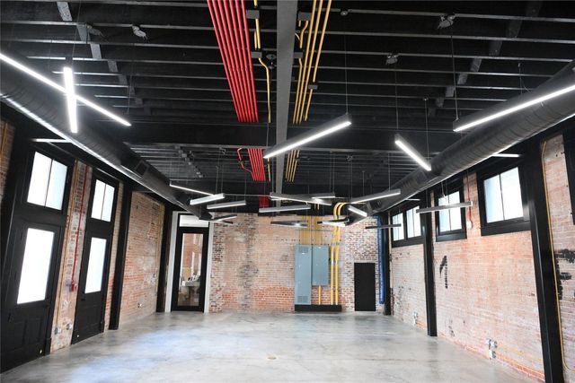 1719 Houston Avenue, Houston, TX 77007