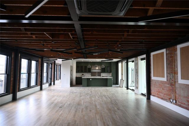 1719 Houston Avenue, Houston, TX 77007