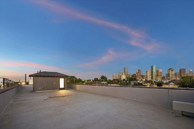 1719 Houston Avenue, Houston, TX 77007
