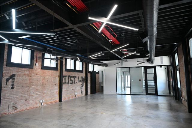 1719 Houston Avenue, Houston, TX 77007