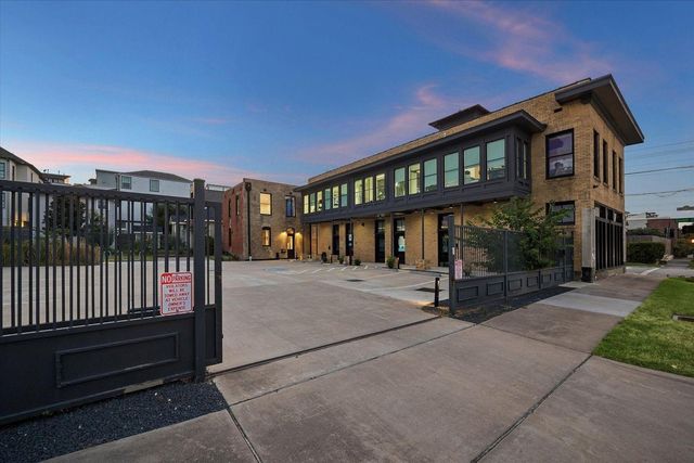 1719 Houston Avenue, Houston, TX 77007