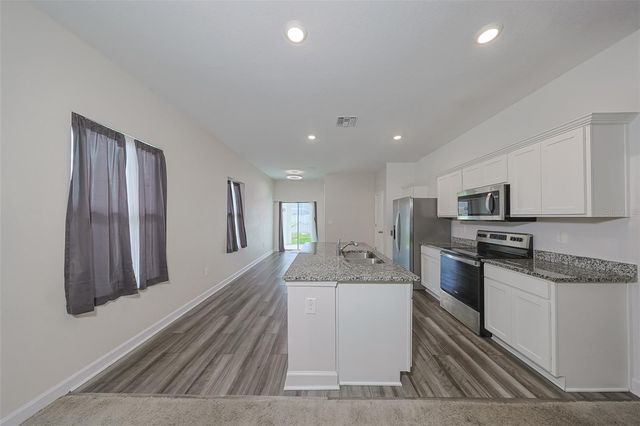 35210 DAISY MEADOW LOOP, Zephyrhills, FL 33541