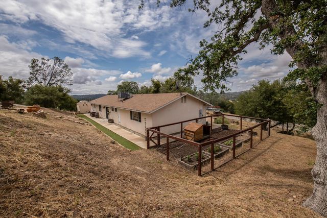 29395 Revis Road, Coarsegold, CA 93614