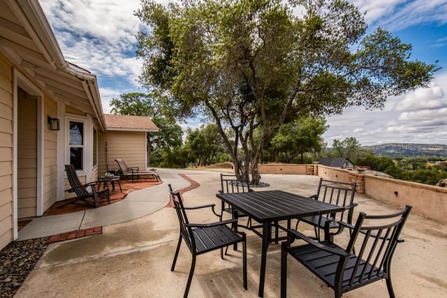 29395 Revis Road, Coarsegold, CA 93614