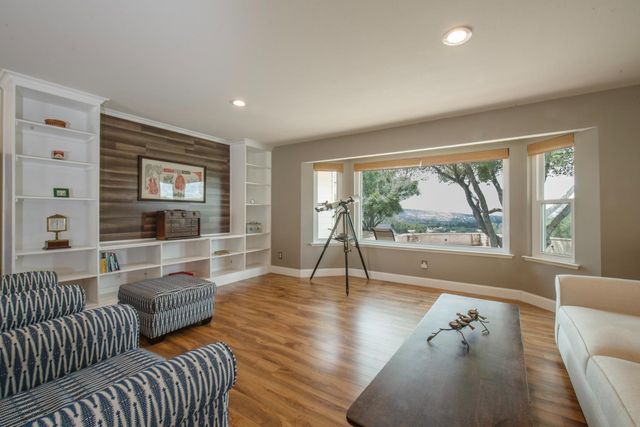 29395 Revis Road, Coarsegold, CA 93614