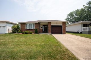 17 Mayberry Drive East, Cheektowaga, NY 14227