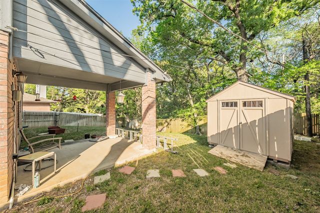 5825 Terra Drive, Arlington, TX 76017