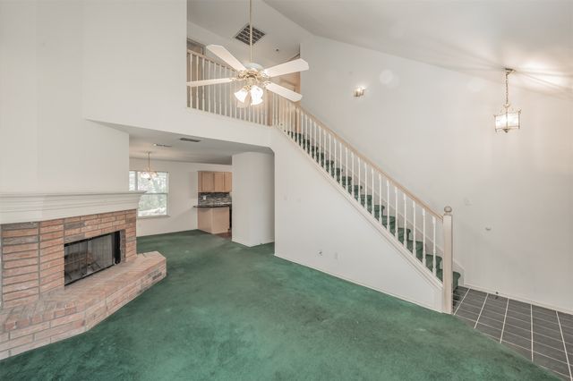 5825 Terra Drive, Arlington, TX 76017