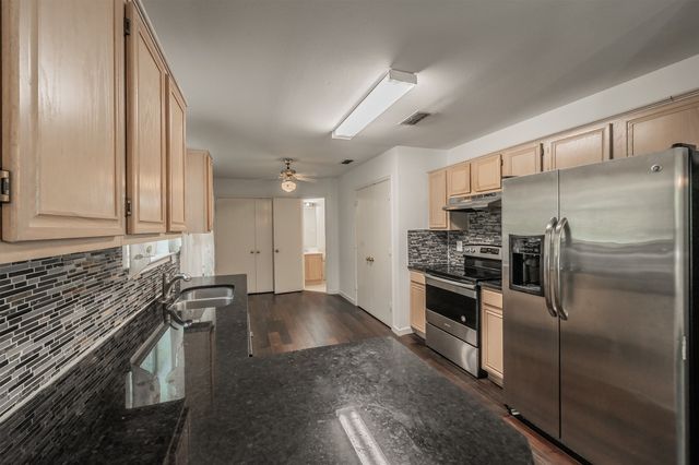 5825 Terra Drive, Arlington, TX 76017