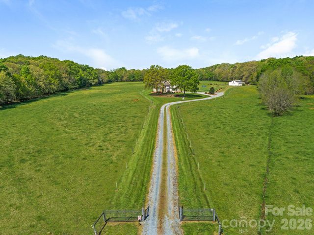 16160 Hopewell Church Road, Midland, NC 28107