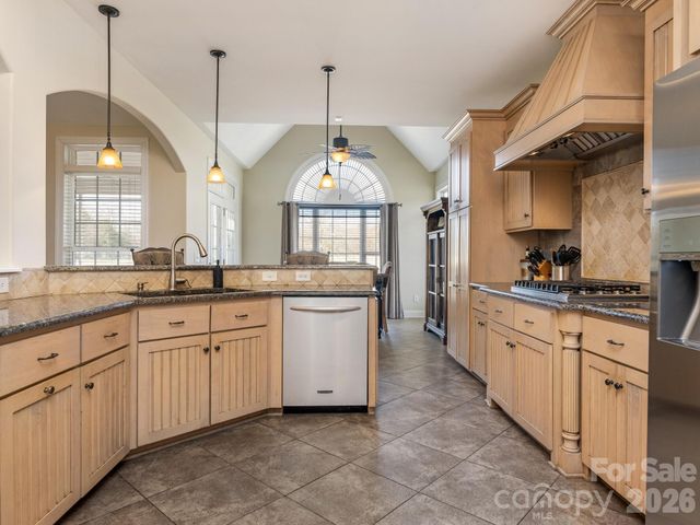 16160 Hopewell Church Road, Midland, NC 28107