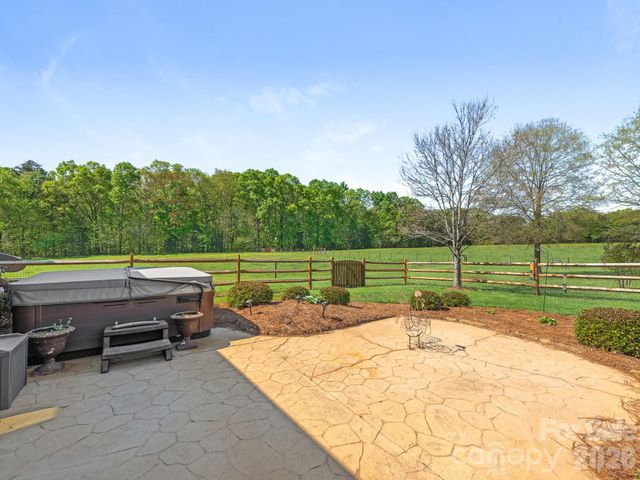 16160 Hopewell Church Road, Midland, NC 28107