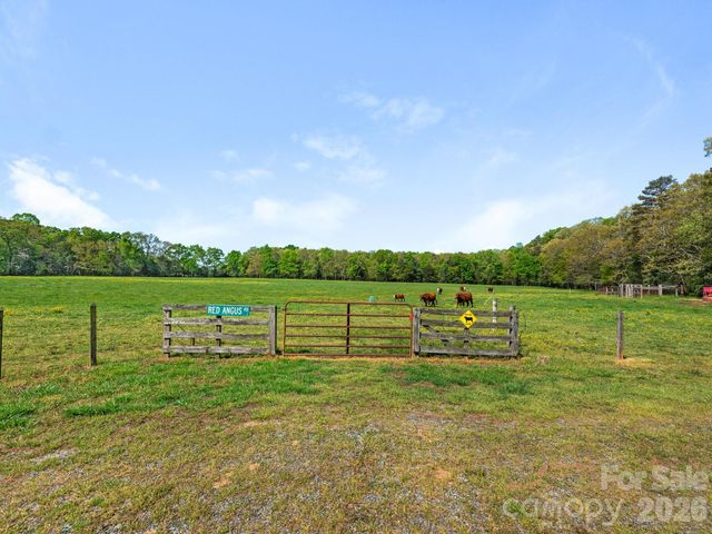 16160 Hopewell Church Road, Midland, NC 28107