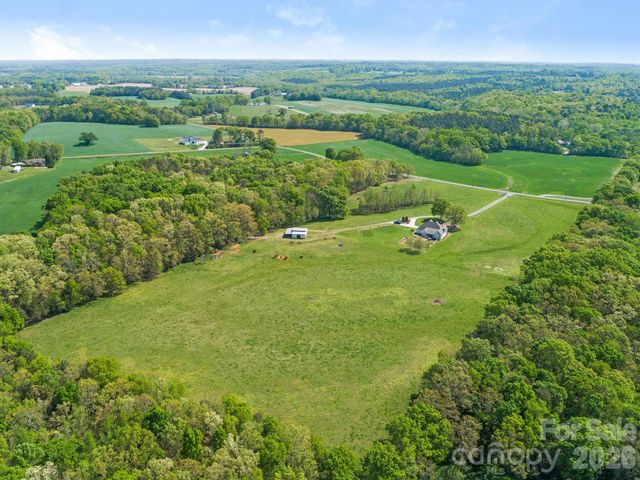 16160 Hopewell Church Road, Midland, NC 28107