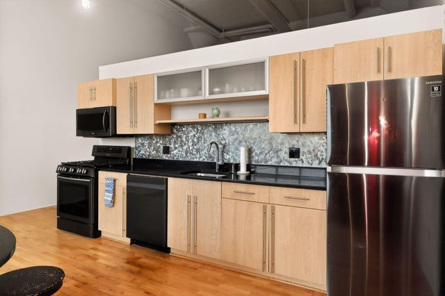 60 E Spring Street, 317, Columbus, OH 43215