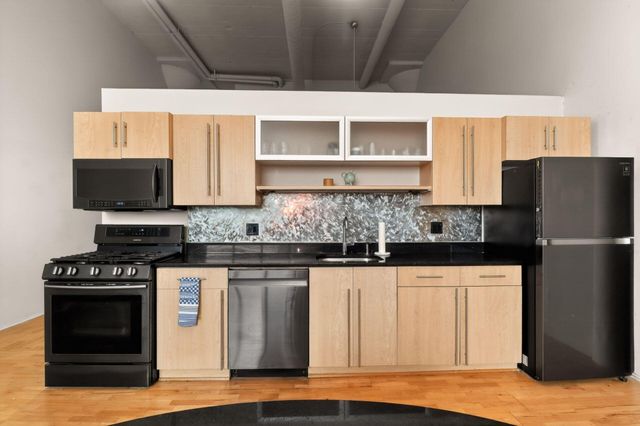 60 E Spring Street, 317, Columbus, OH 43215