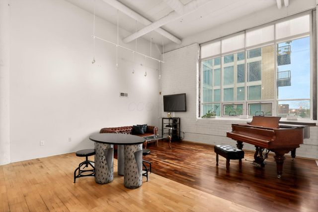 60 E Spring Street, 317, Columbus, OH 43215