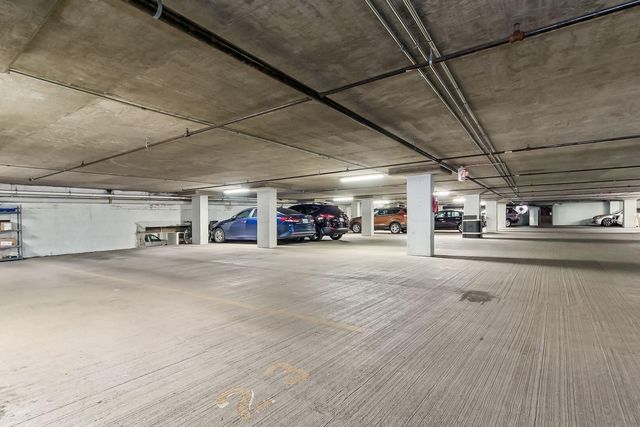 60 E Spring Street, 317, Columbus, OH 43215