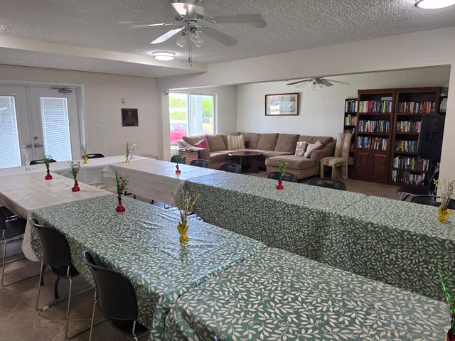 2100 NE 38th Street 219, Lighthouse Point, FL 33064