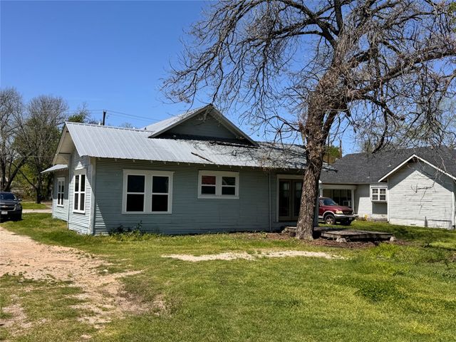 502 N Virginia Street, Terrell, TX 75160