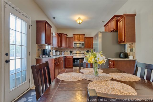2237 Sir Michael Drive, Hope Mills, NC 28348