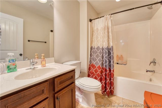 2237 Sir Michael Drive, Hope Mills, NC 28348