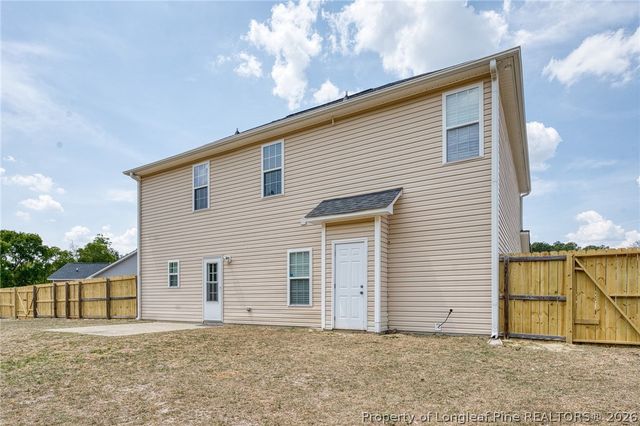 2237 Sir Michael Drive, Hope Mills, NC 28348