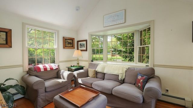 1 Roselle Ave, Cranford Twp., NJ 07016