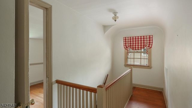 1 Roselle Ave, Cranford Twp., NJ 07016