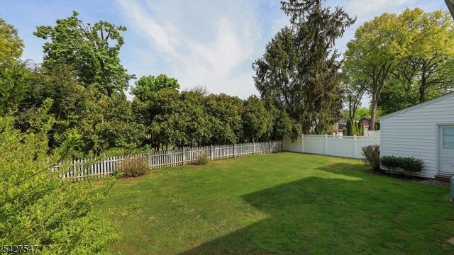 1 Roselle Ave, Cranford Twp., NJ 07016