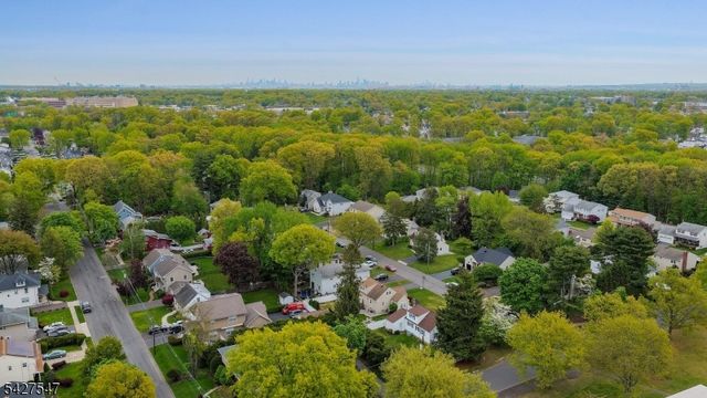 1 Roselle Ave, Cranford Twp., NJ 07016