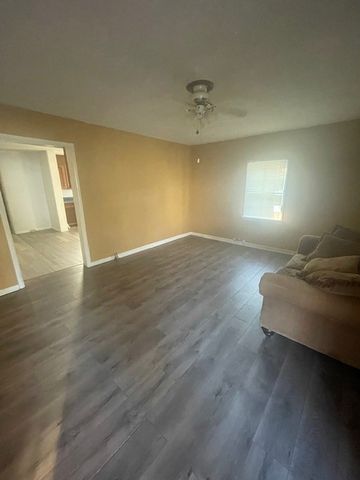 514 Hayes Ave, Lawrenceburg, TN 38464